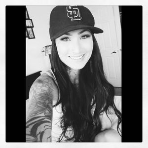 Meet your Posher, Sierra